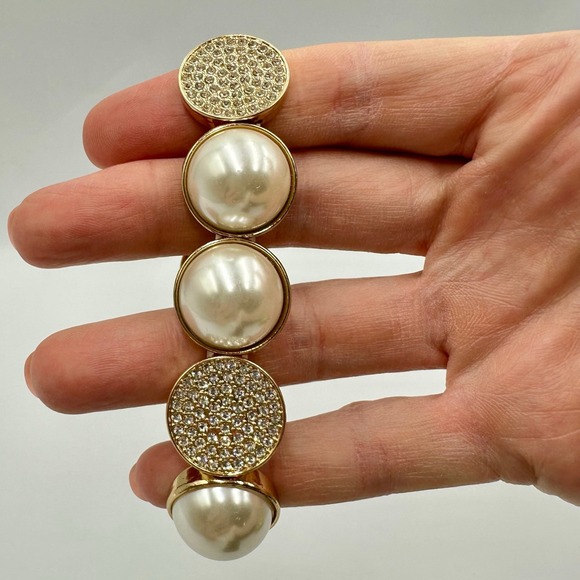 Jewelry - Chunky Faux Pearl Rhinestone Stretch Bracelet Gold Tone Statement Dome Bling